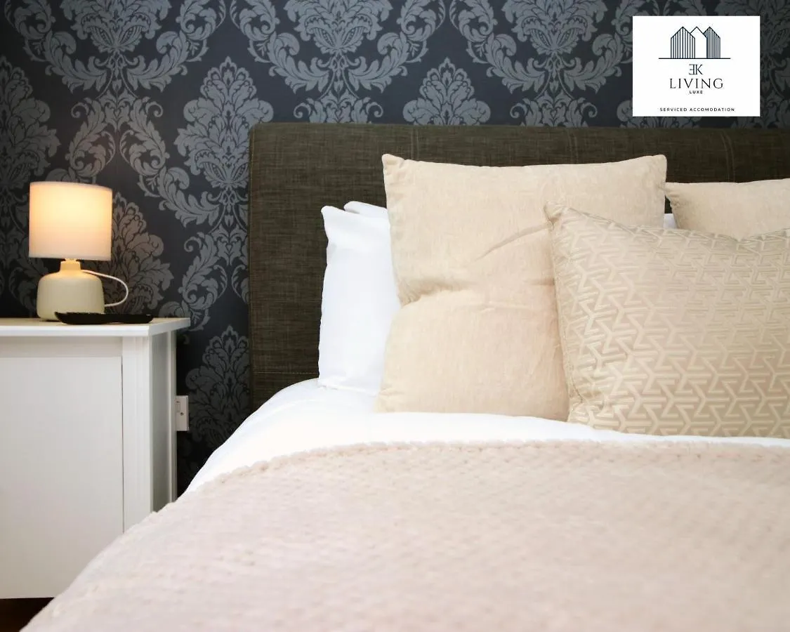 Ekliving Luxe: Bay View Duplex with Free Parking & Wi-Fi Apartment Cardiff