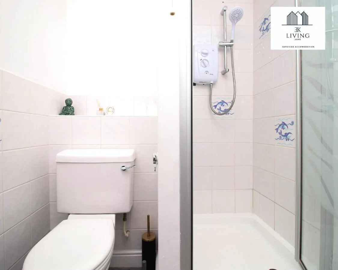Ekliving Luxe: Bay View Duplex with Free Parking & Wi-Fi Apartment Cardiff 0*,