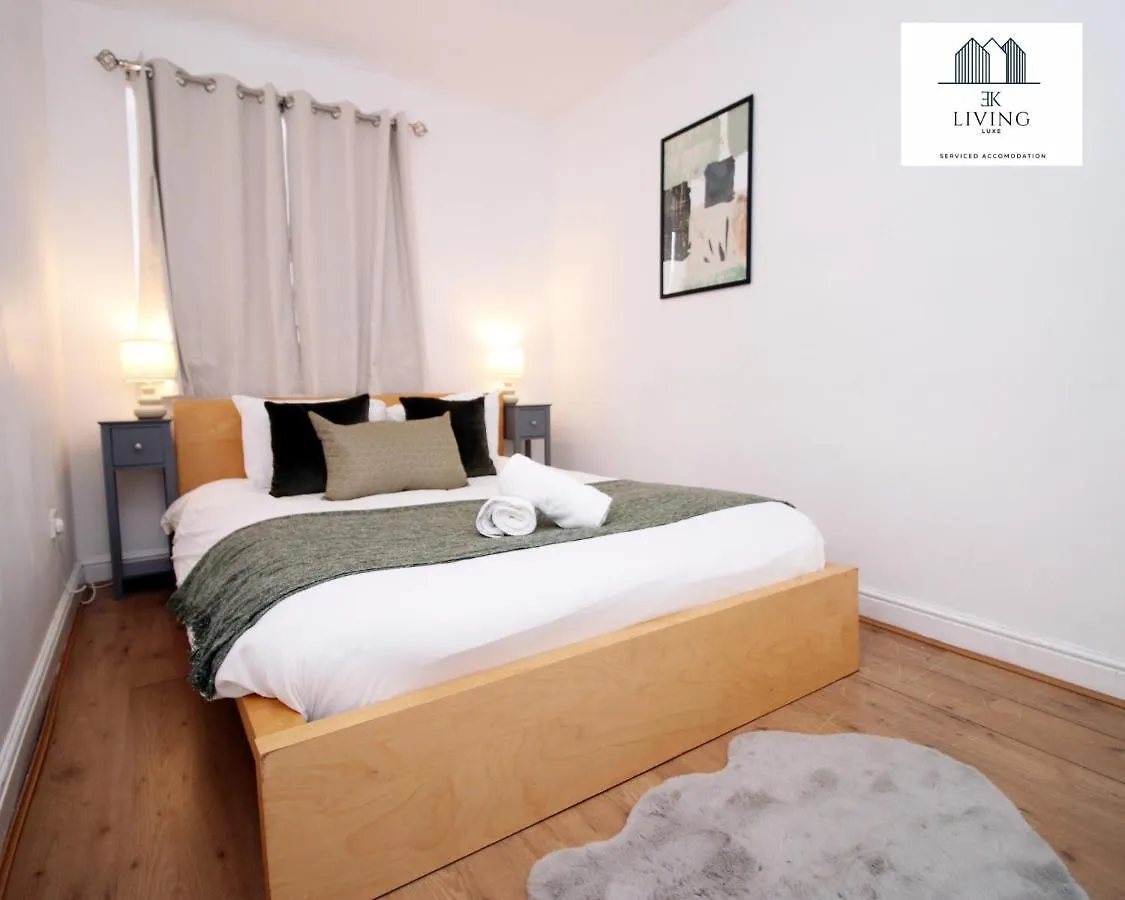 Ekliving Luxe: Bay View Duplex with Free Parking & Wi-Fi Apartment Cardiff 0*,